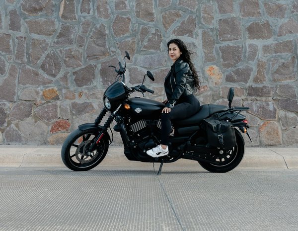 Découverte des Circuits Légendaires: Guide Incontournable pour les Passionnés de Courses Automobiles